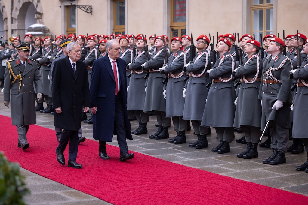 Il presidente della Confederazione Guy Parmelin con il presidente austriaco Alexander Van der Bellen